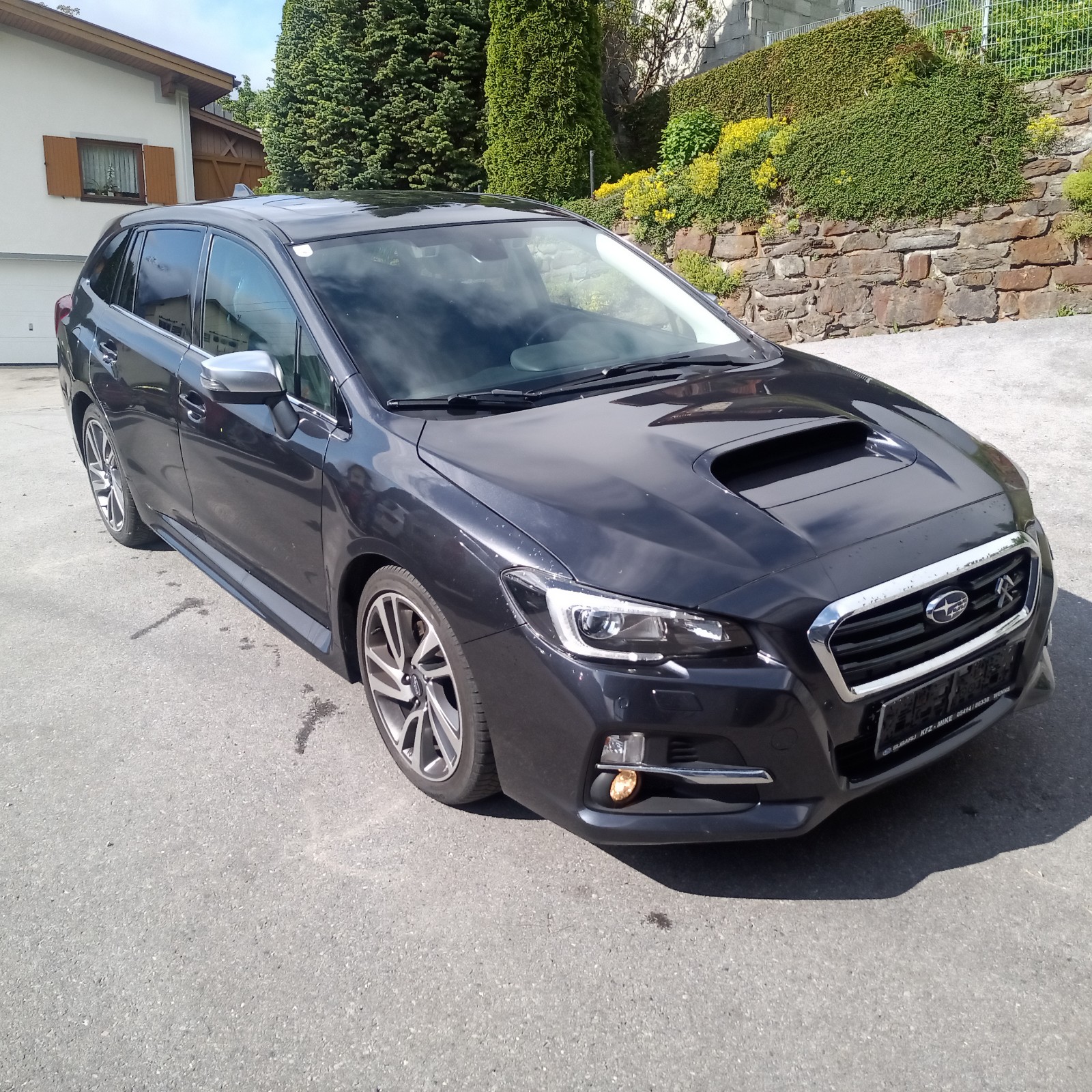 Subaru Levorg GTS DARK GREY Hauptbild